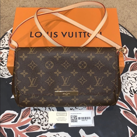 Louis Vuitton Handbags - NWT LV Favorite MM Monogram